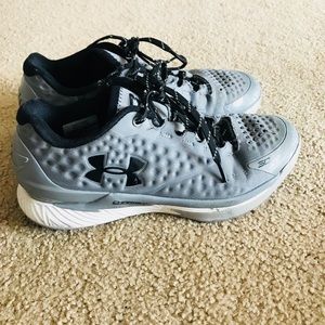 Steph Curry Low top Under Armour Shoes!
